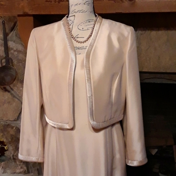 Talbots Petites silk formal suit - Picture 2 of 9